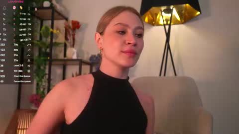 Kimlovense is activeThere are legends that in this room all your wishes can come true  Private is Open online show from 07-28-26, 04:39