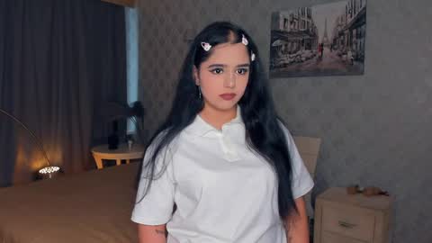 Snapshot of pagecapes chatting on 04-08-26, 01:22 Page online show from 04-08-26, 01:22