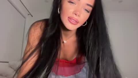 Snapshot of paigemckinnon chatting on 06-30-26, 07:20 paigey xxx link in bio online show from 06-30-26, 07:20