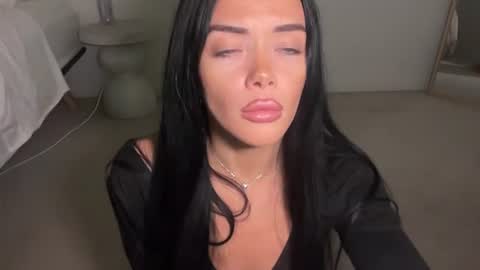 Snapshot of paigemckinnon chatting on 07-27-26, 07:15 paigey xxx link in bio online show from 07-27-26, 07:15