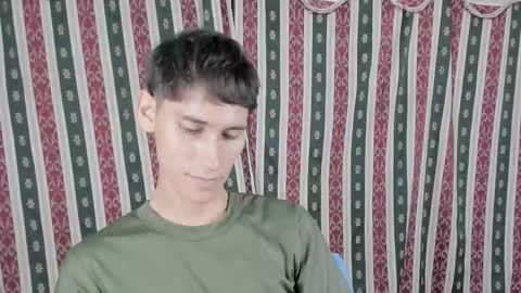 Snapshot of paimon_goetia chatting on 03-26-26, 01:33 Alexander Grigori online show from 03-26-26, 01:33