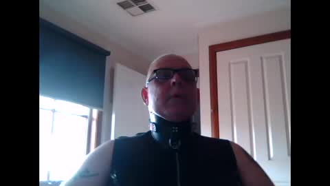 Snapshot of painboi00001 chatting on 04-20-26, 03:42 painboi00001 online show from 04-20-26, 03:42
