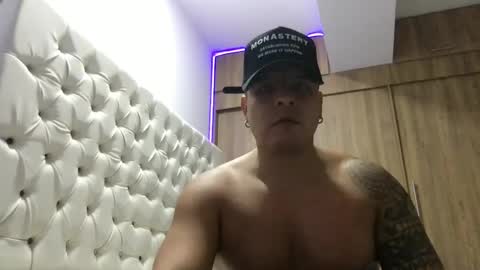 Snapshot of paisaexotico chatting on 10-10-25, 05:50 paisaexotico online show from 10-10-25, 05:50