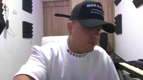 Snapshot of paisaexotico chatting on 10-13-25, 11:16 paisaexotico online show from 10-13-25, 11:16