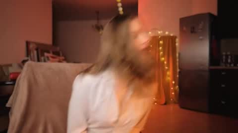 Katrin Vebber online show from 02-19-25, 09:47