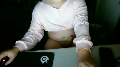 pale_prince67 online show from 07-12-26, 05:20
