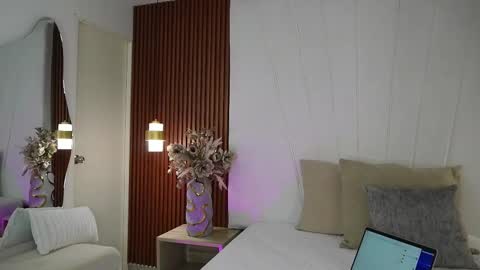 Palmer Joness online show from 09-17-25, 03:35