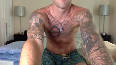 Snapshot of palmflaco chatting on 05-16-26, 06:28 palmflacco online show from 05-16-26, 06:28