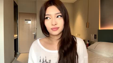 Snapshot of palmiratownzen chatting on 01-13-26, 07:35 Paw Paw online show from 01-13-26, 07:35