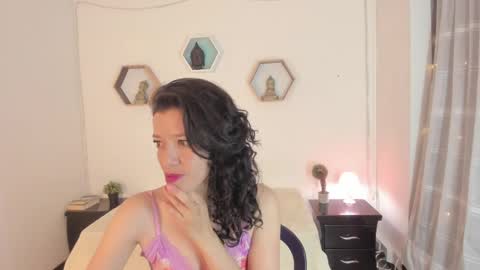 Paloma  online show from 02-16-25, 12:30