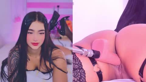 Snapshot of pamela_cm chatting on 10-23-25, 11:20 ..   online show from 10-23-25, 11:20