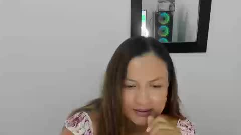 Snapshot of pamela_karim chatting on 09-11-25, 03:23 Pamela karim online show from 09-11-25, 03:23