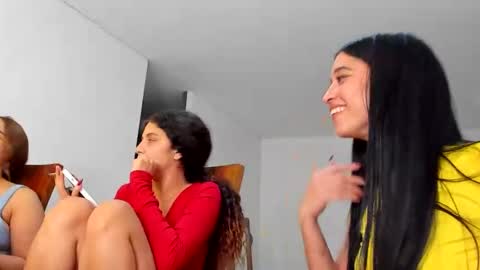 Snapshot of pamela_milleer chatting on 01-17-25, 06:36 pamela_milleer online show from 01-17-25, 06:36