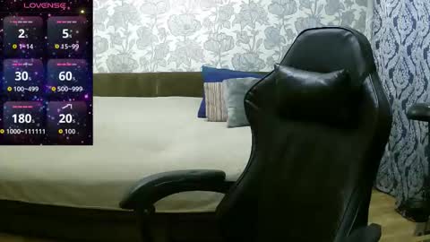 Snapshot of pamela_passion chatting on 12-20-25, 05:14 pamela_passion online show from 12-20-25, 05:14