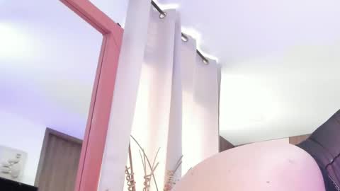 Snapshot of pamela_rosal chatting on 01-09-25, 03:44 Pamela online show from 01-09-25, 03:44