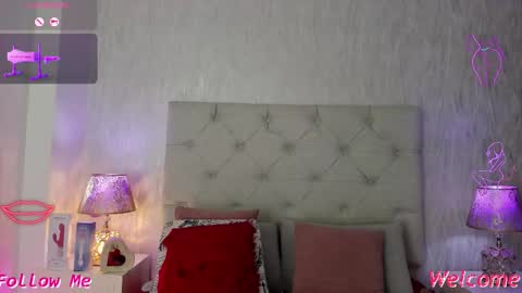 TELL ME PAMELLA AND GIVE ME A GOOD GRADE ITS IMPORTANT online show from 02-01-26, 01:31