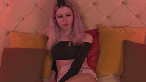 Snapshot of pamelamydreamys chatting on 01-14-25, 10:06 Pamelamy online show from 01-14-25, 10:06