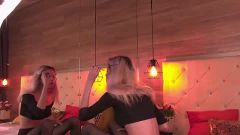 Snapshot of pamelamydreamys chatting on 02-01-25, 10:48 Pamelamy online show from 02-01-25, 10:48