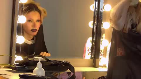 Snapshot of pamelamydreamys chatting on 03-10-25, 10:34 Pamelamy online show from 03-10-25, 10:34