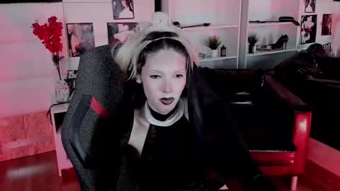 Snapshot of pamelamydreamys chatting on 03-12-25, 04:19 Pamelamy online show from 03-12-25, 04:19