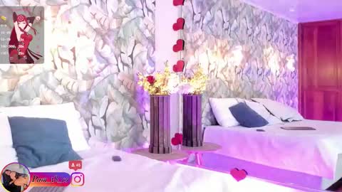 Snapshot of pamelarizzo_ chatting on 11-26-25, 01:34 Pamela 3 online show from 11-26-25, 01:34