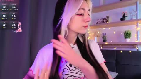 Diana online show from 04-25-26, 03:09