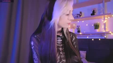 Snapshot of pamelaryant chatting on 05-26-26, 03:19 Diana online show from 05-26-26, 03:19