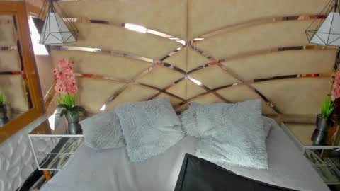 PAMELA online show from 01-31-25, 02:58