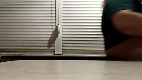 Snapshot of pamid215 chatting on 01-23-25, 04:37 angel hris online show from 01-23-25, 04:37