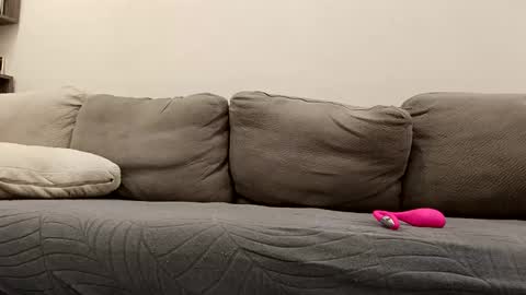 Snapshot of pamid215 chatting on 09-19-25, 09:43 angel hris online show from 09-19-25, 09:43