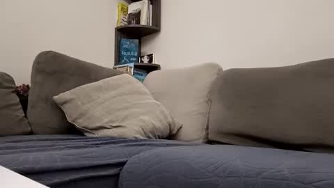 Snapshot of pamid215 chatting on 11-03-25, 09:27 angel hris online show from 11-03-25, 09:27