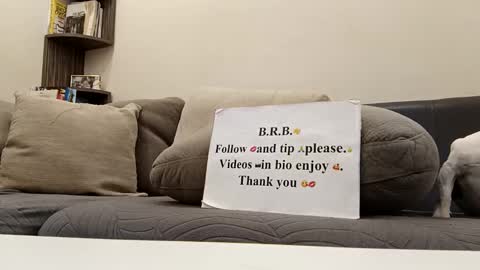 Snapshot of pamid215 chatting on 11-29-25, 04:21 angel hris online show from 11-29-25, 04:21