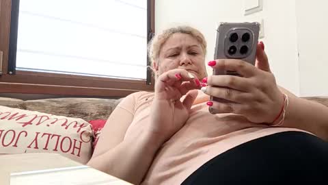 Snapshot of pamid215 chatting on 03-01-26, 11:23 angel hris online show from 03-01-26, 11:23