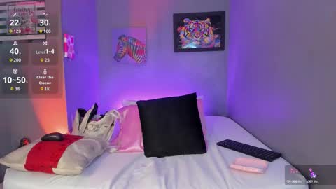 Snapshot of pammelaross chatting on 10-03-25, 05:10 Pammela online show from 10-03-25, 05:10