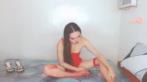 Snapshot of pandabear97504 chatting on 09-24-25, 02:09 Miss Kate HATECHEAPGUYS online show from 09-24-25, 02:09