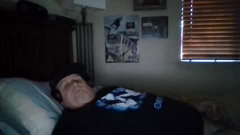 panos online show from 02-16-26, 01:40