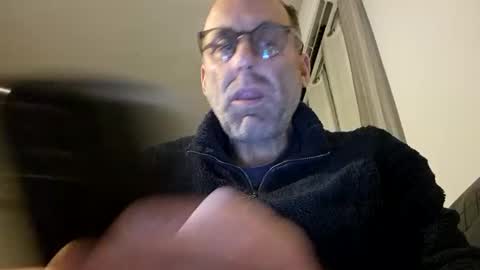 Snapshot of pansak1973 chatting on 02-18-25, 08:14 pansak1973 online show from 02-18-25, 08:14