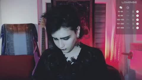 In bio online show from 10-26-25, 10:58