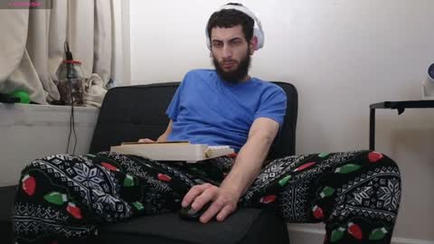 Snapshot of pantslesstraveler_plt chatting on 12-30-24, 11:49 PantsLessTraveler online show from 12-30-24, 11:49