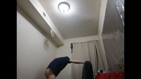 Snapshot of pantslesstraveler_plt chatting on 01-09-25, 03:23 PantsLessTraveler online show from 01-09-25, 03:23