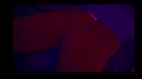 Snapshot of pantslesstraveler_plt chatting on 03-02-25, 02:54 PantsLessTraveler online show from 03-02-25, 02:54