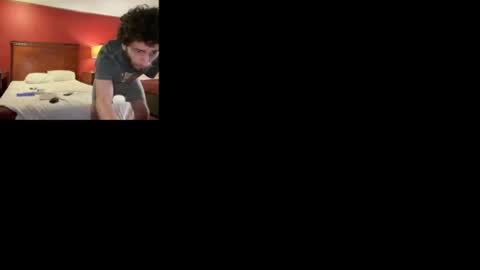 Snapshot of pantslesstraveler_plt chatting on 09-27-25, 10:37 PantsLessTraveler online show from 09-27-25, 10:37