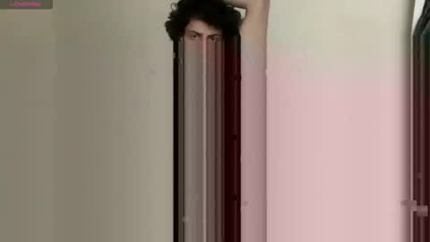 Snapshot of pantslesstraveler_plt chatting on 12-15-25, 02:16 PantsLessTraveler online show from 12-15-25, 02:16