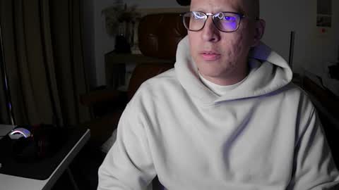 Snapshot of pantysoakher chatting on 02-02-25, 05:21 pantysoakher online show from 02-02-25, 05:21