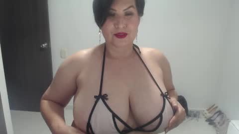 Paola Williams online show from 05-13-26, 08:27