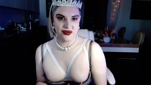 Sarina Williams online show from 10-21-25, 09:32