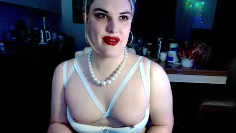 Sarina Williams online show from 04-19-26, 01:32