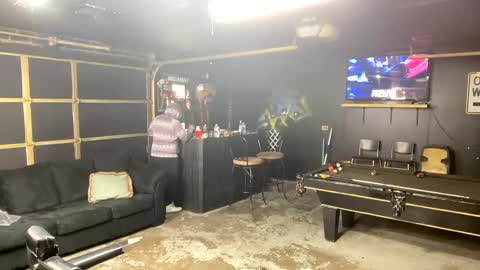 Snapshot of papi_krizz chatting on 10-20-25, 03:56 papi_krizz online show from 10-20-25, 03:56