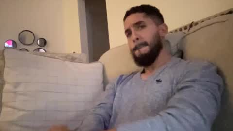 papicubano_guapo23cm online show from 10-14-25, 04:57