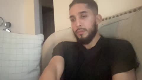 papicubano_guapo23cm online show from 10-24-25, 05:26